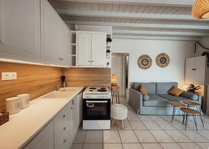 Cosy At - Cielo Homes *